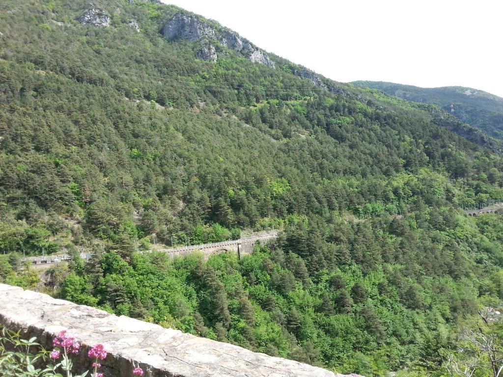 Auberge Saint Martin La Brigue Esterno foto