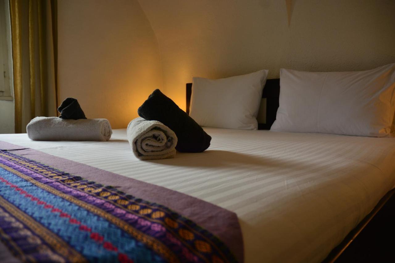 Auberge Saint Martin La Brigue Esterno foto